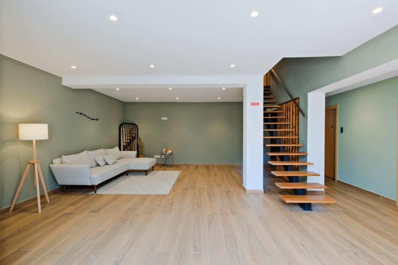 Lovely Fully Equipped Near Subway N10